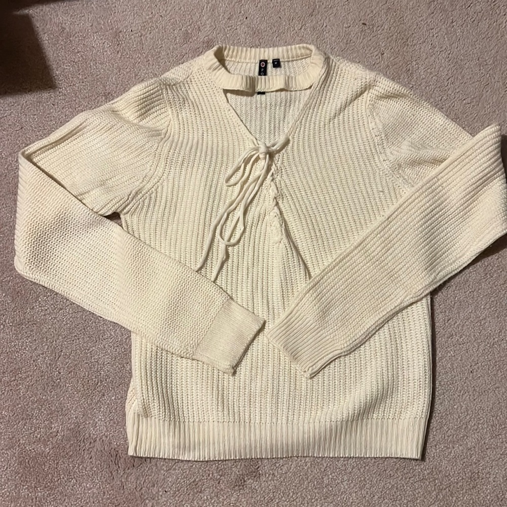 Poof! Cropped Sweater, Size Medium